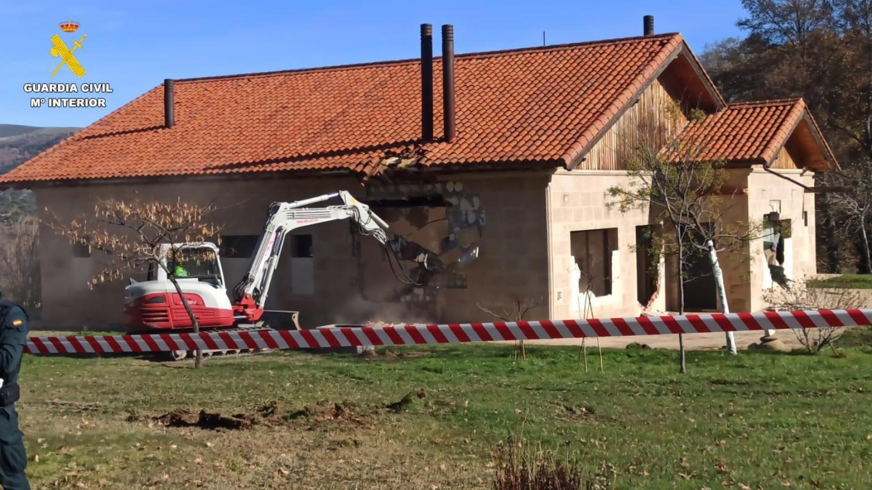 La vivienda derribada por la Guardia Civil en la Sierra de Gredos