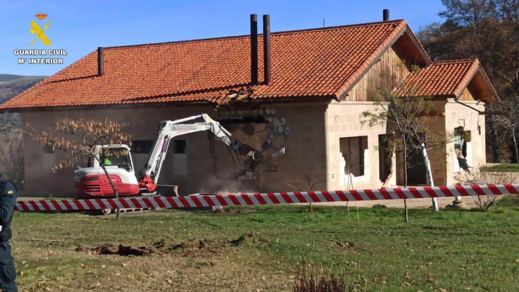 La vivienda derribada por la Guardia Civil en la Sierra de Gredos