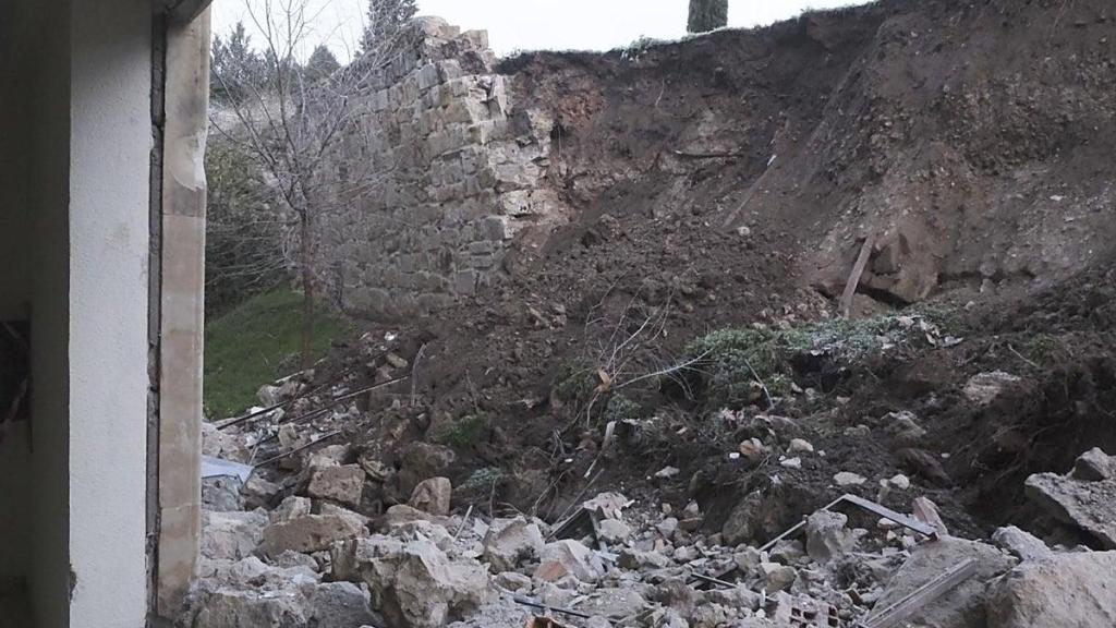 La muralla de Salamanca sufre un desprendimiento de 15 metros de madrugada
