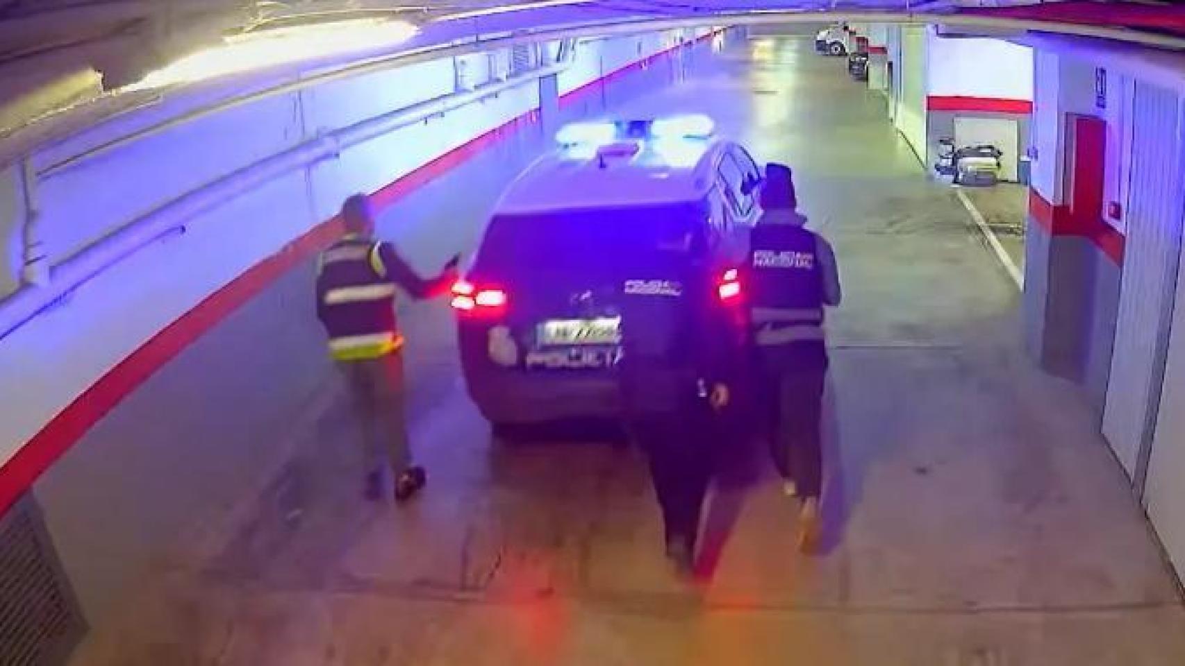 Operativo en Benalmádena para detener a los narcos encargados de un robo de 2000 kilos de hachís.