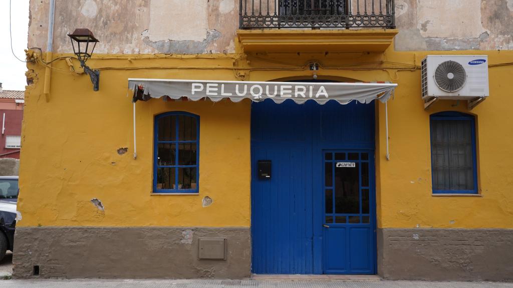 Peluquería Enrique, en Vinalesa (Valencia).