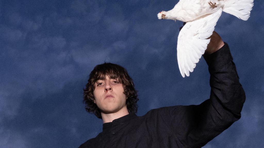 Cameron Winter en una imagen promocional de su disco 'Heavy Metal'. Foto: Adam Powell / Partisan Records.