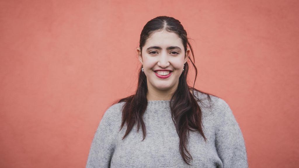 Imane Larhzal, de 19 años, reside en el eco-hogar de Villanueva del Pardillo.