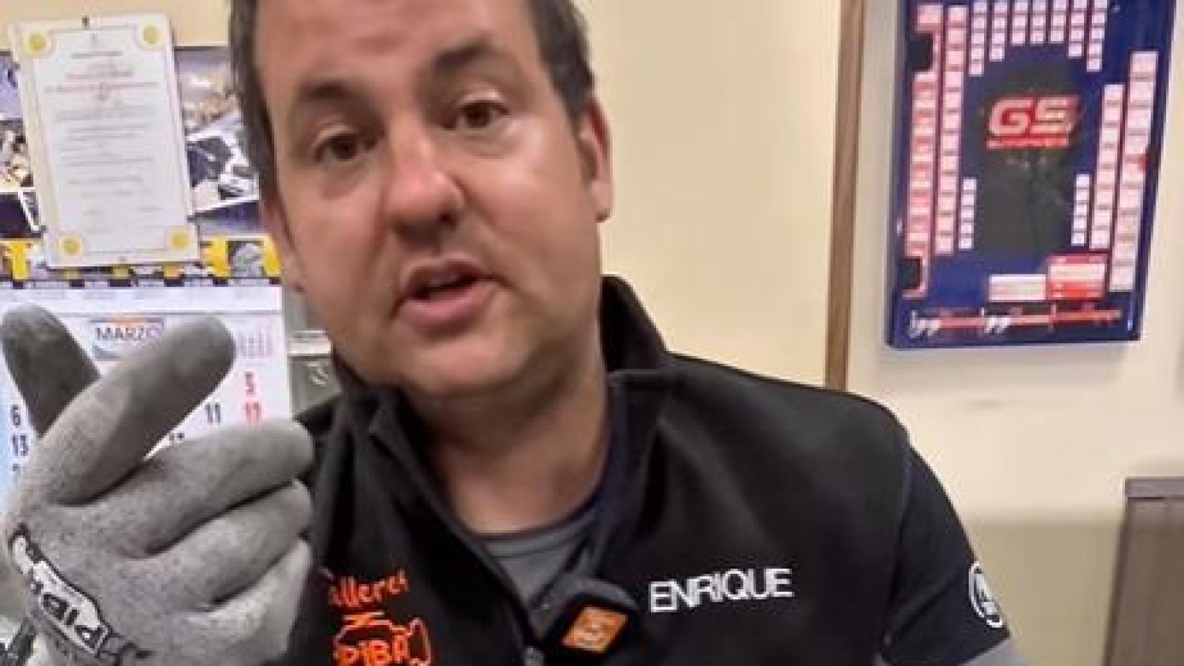 Kike, mecánico de Talleres Piba.