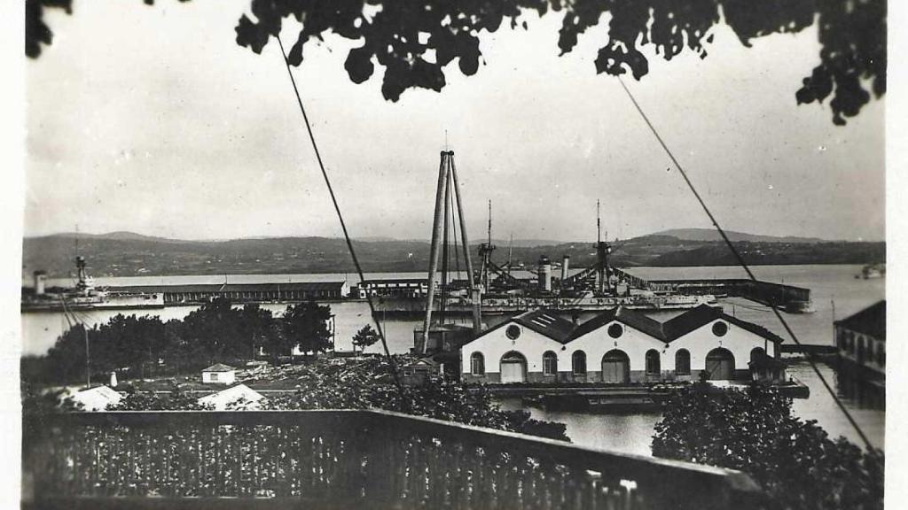 Arsenal y dársena de Ferrol. https://www.todocoleccion.net