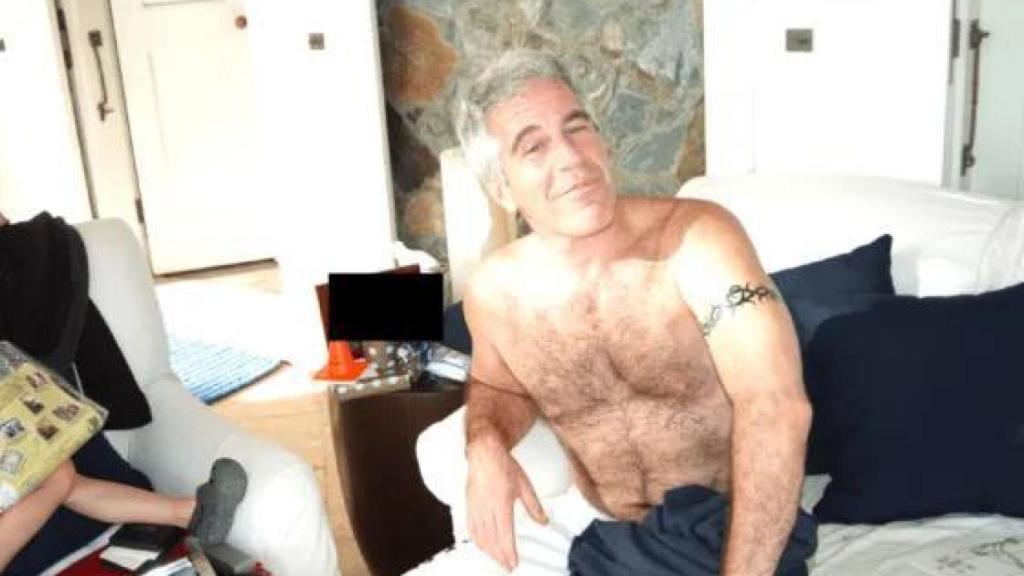 Una de las imágenes de Jeffrey Epstein difundidas por el Departamento de Justica de Estados Unidos.