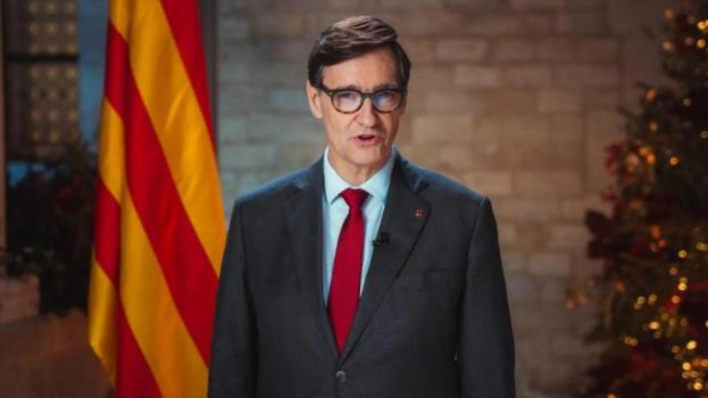 Salvador Illa, en la galería gótica del Palau de la Generalitat.