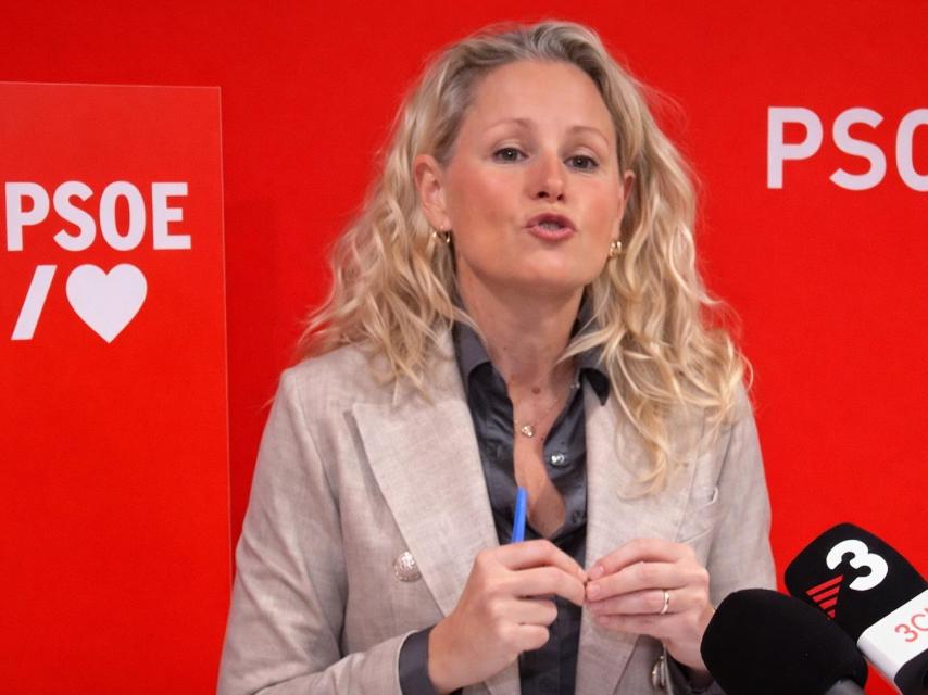 La portavoz del PSOE; Montse Mínguez, este sábado en Lérida.