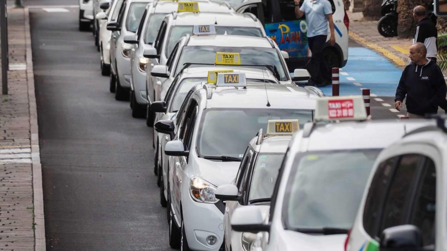 pag 16_sm Taxi manifa