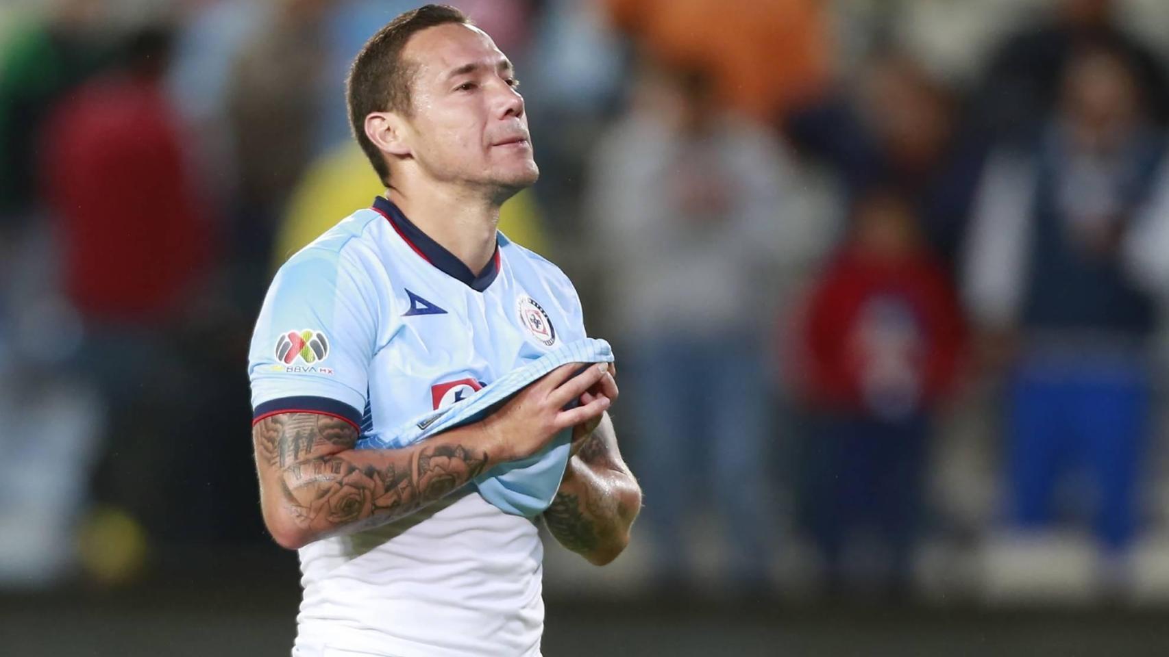 Jesús Dueñas, durante un partido con Tigres.