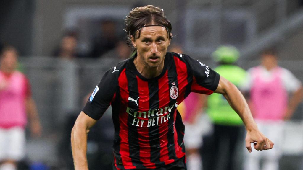 Luka Modric, durante un partido con el Milan.