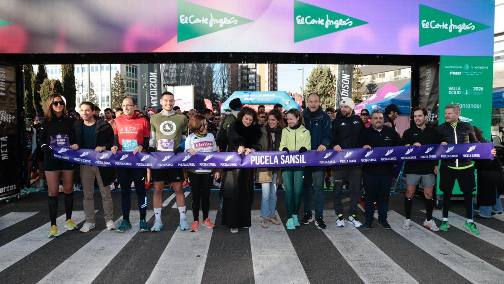 Mayte Martínez corta la cuerda de la segunda edición de la Pucela Sansil