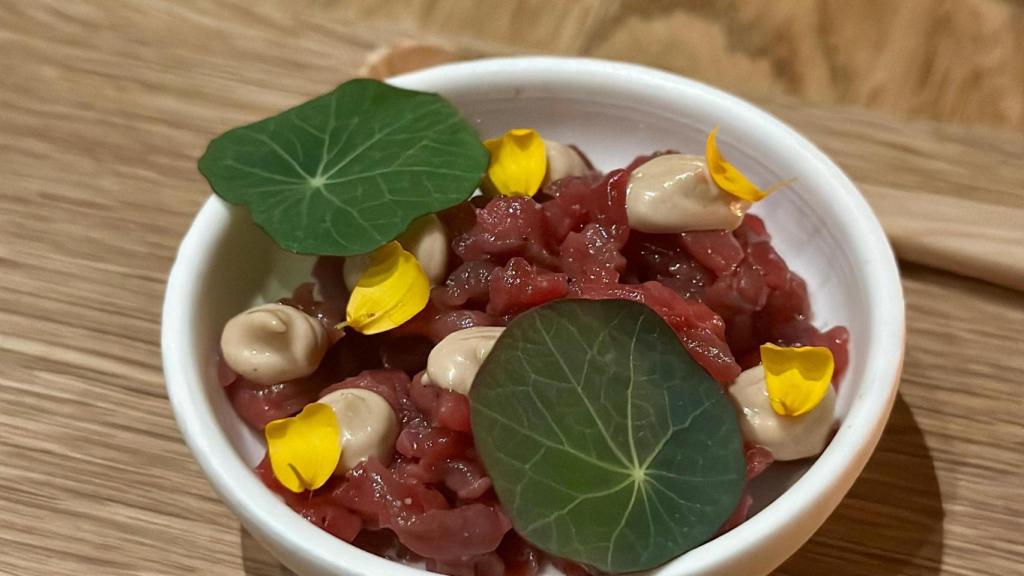 Un sabroso tartar de ciervo.