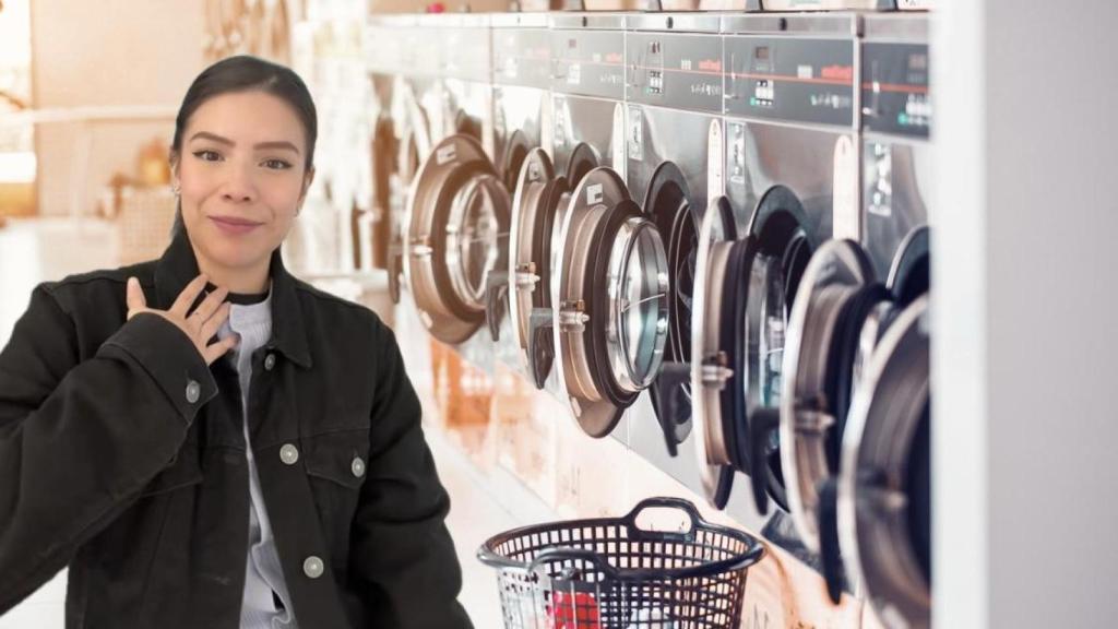 Melani, propietaria de una lavandería.