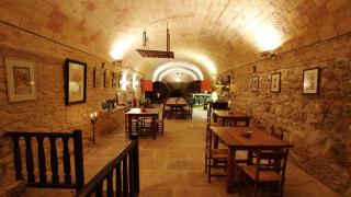 Palacio de los Mencos: cuando el marqués es el guía y el vino, el final del recorrido