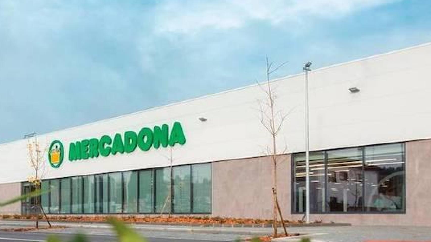 Fachada Mercadona.