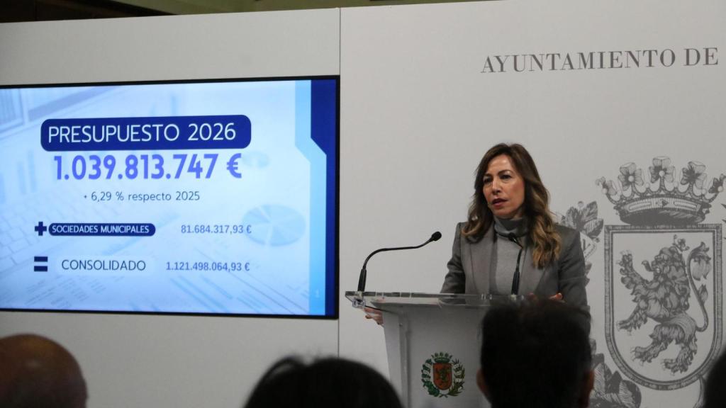 La alcaldesa de Zaragoza, Natalia Chueca, en la presentación de los presupuestos para 2026.