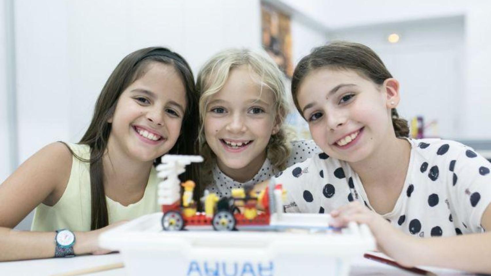 Aguas de Alicante refuerza su compromiso social con educación, empleo y comunidades sostenibles