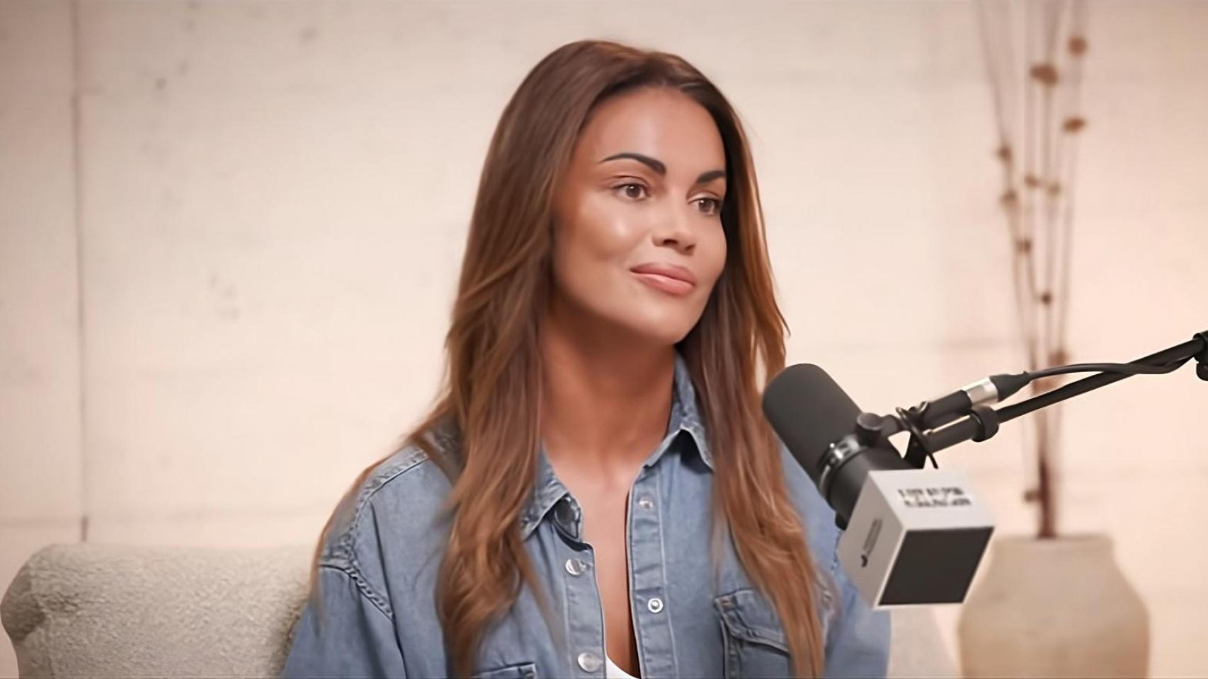 Lara Álvarez en el pódcast de Vicky Martín Berrocal.