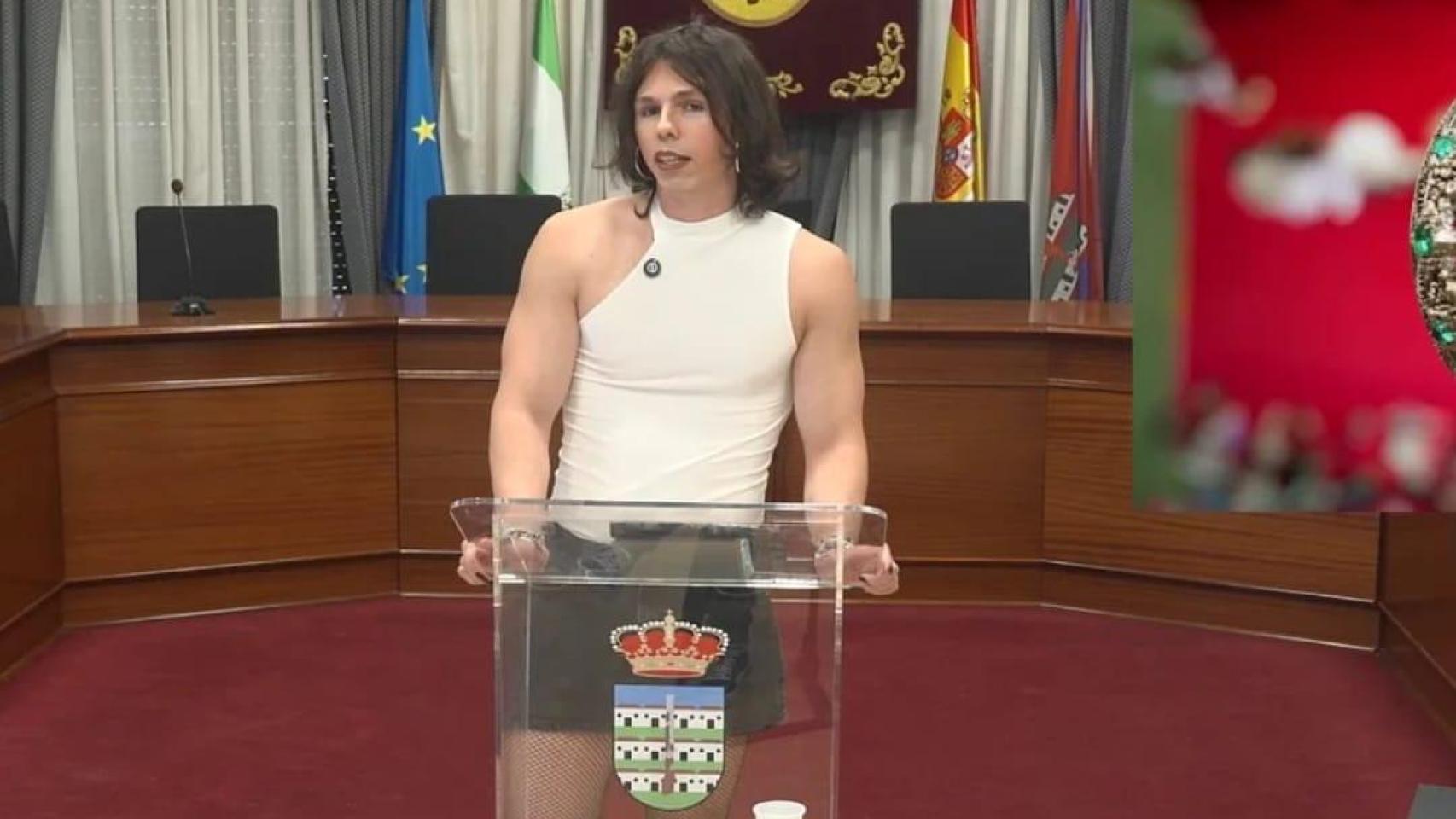 La ponencia de Simón Cano en el Ayuntamiento de Villanueva del Trabuco que se ha hecho viral.