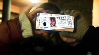 Reunión entre la Comisión de Fiestas de Villamanín y los vecinos premiados con el gordo de la Lotería de Navidad