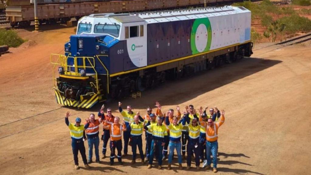 La locomotora eléctrica de batería EMD SD70J-BB.