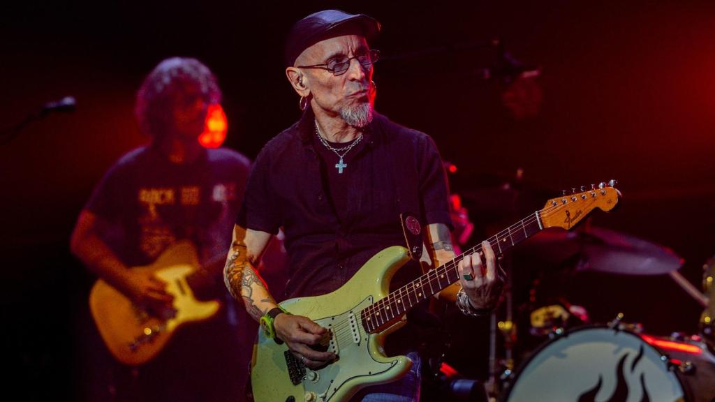 El grupo musical Fito & Fitipaldis durante su concierto en el Movistar Arena, a 29 de diciembre de 2025, en Madrid (España).