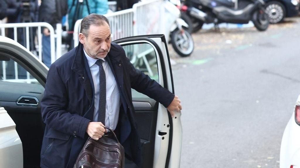 El exministro José Luis Ábalos a su llegada al Supremo el pasado 27 de noviembre.