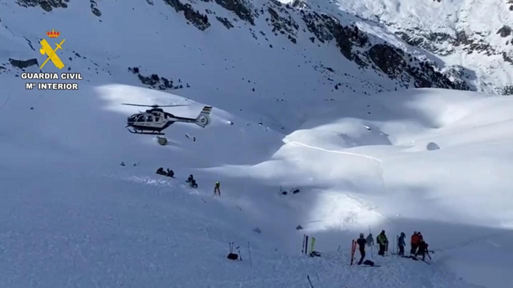 Operativo de rescate de los montañeros tras el alud en Panticosa