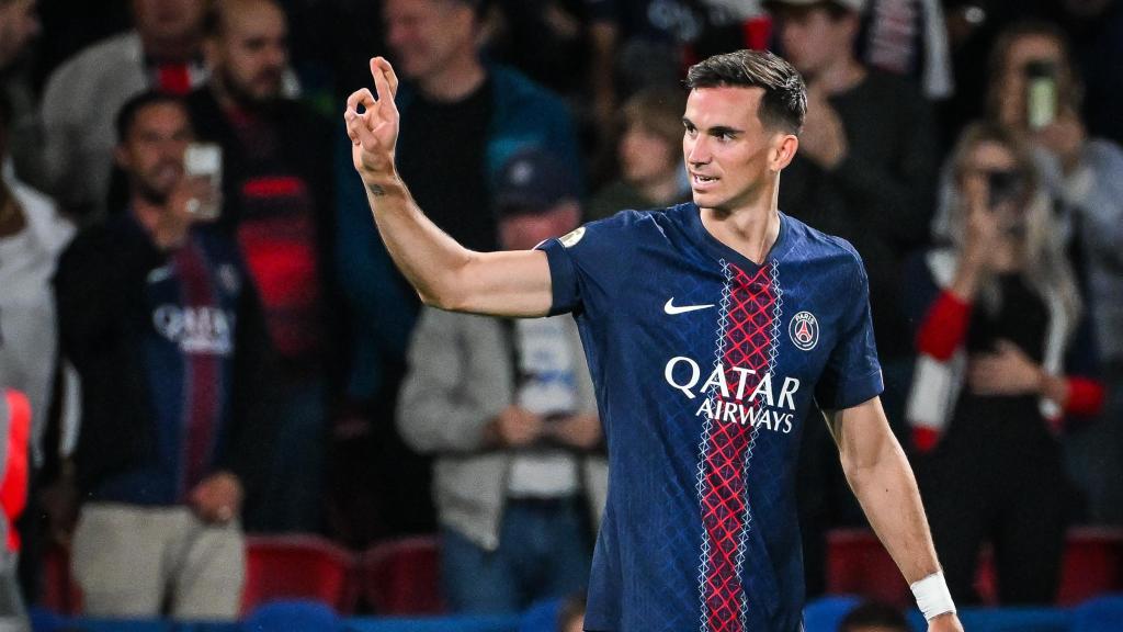 Fabián Ruiz celebrando un gol