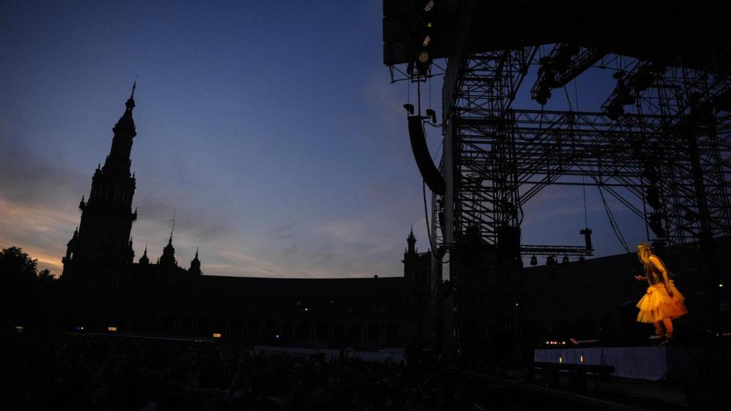 Imagen del concierto de la cantante Zahara en la Plaza de España.