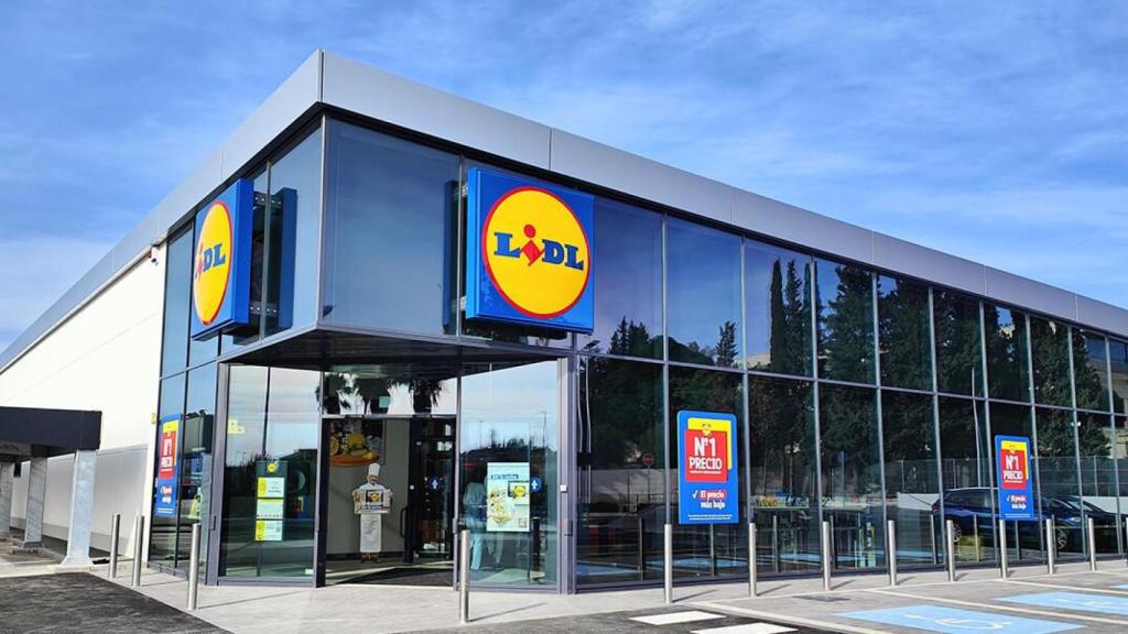 Fachada Lidl.