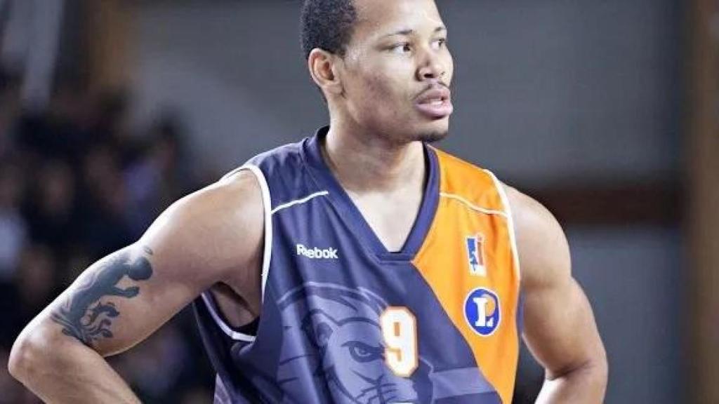 Alex Acker, ex de la NBA.