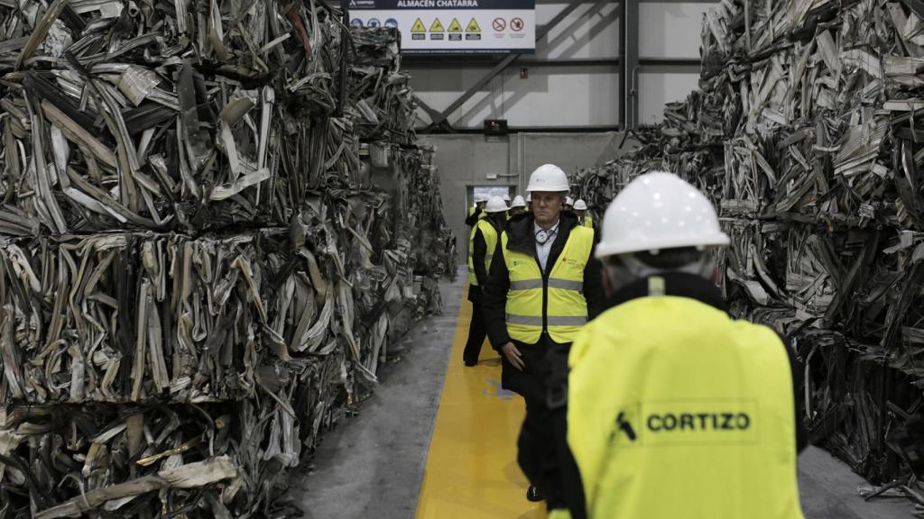 Chatarra en la planta de Coirós.