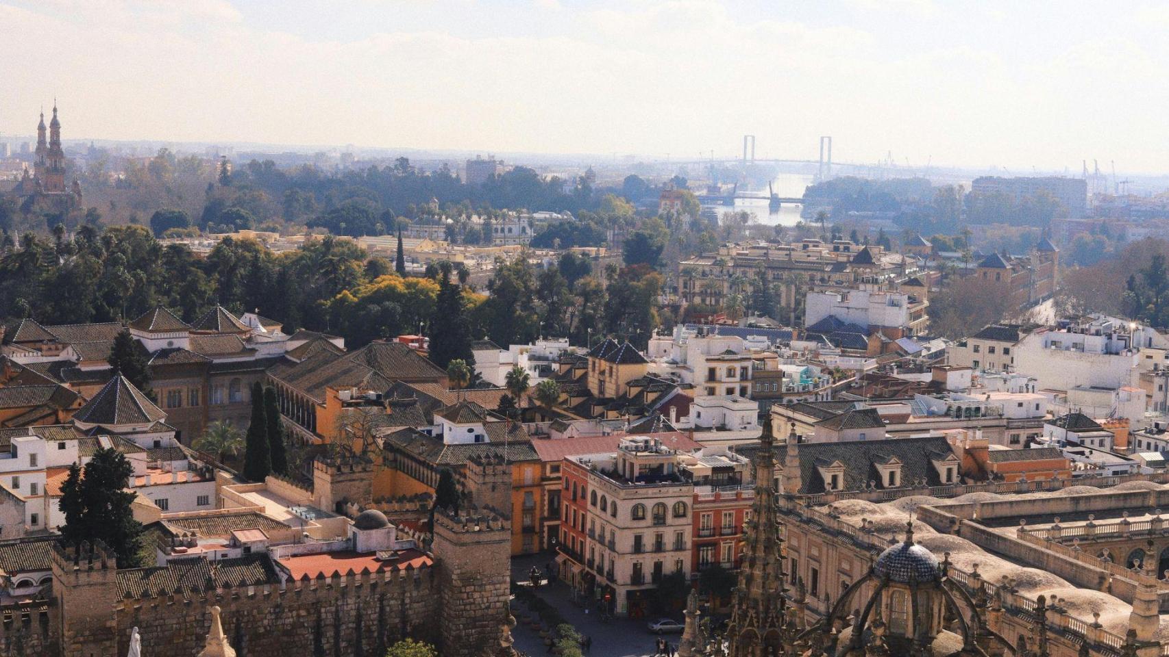 Imagen panorámica de la ciudad de Sevilla desde la Giralda.