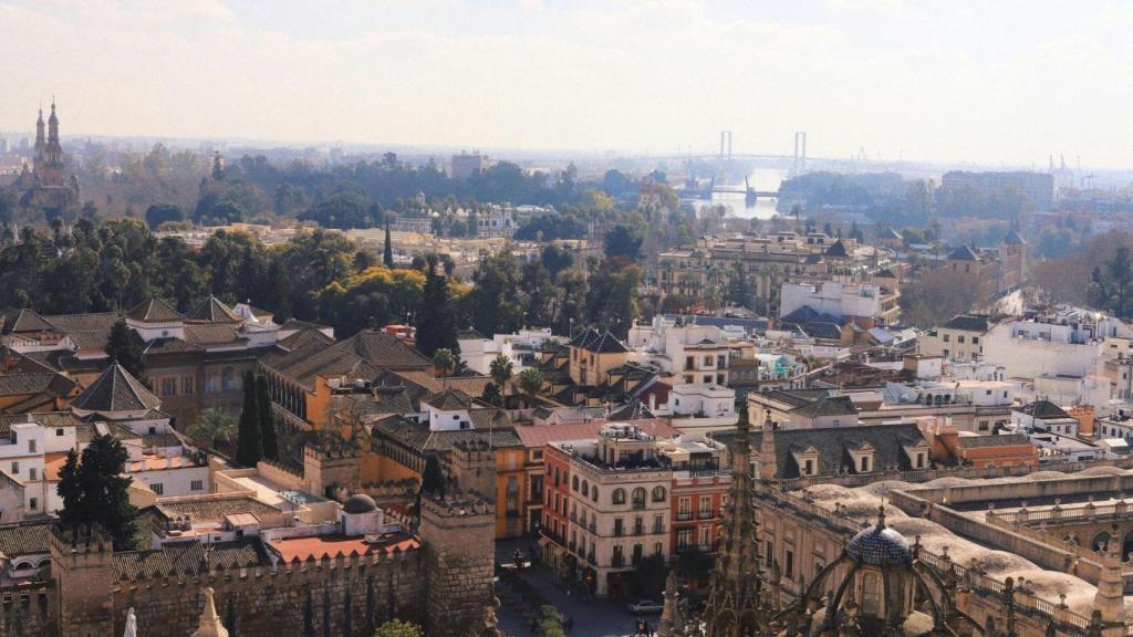 Imagen panorámica de la ciudad de Sevilla desde la Giralda.