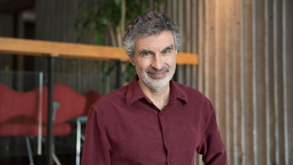 Yoshua Bengio