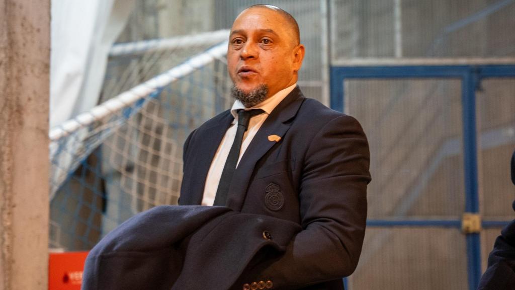 Roberto Carlos, en su llegado a El Prado para el partido de Copa del Rey ante el Talavera.