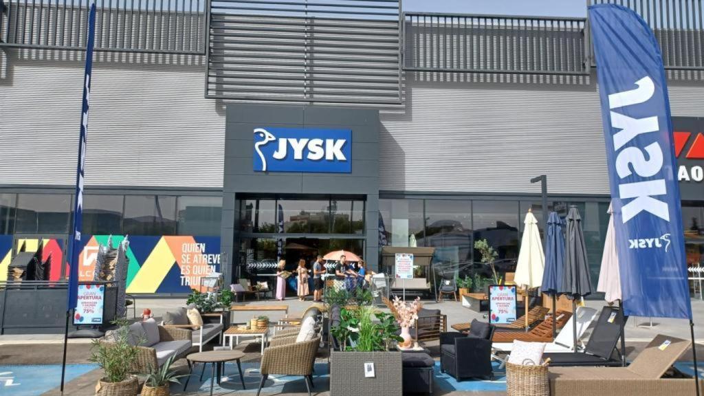 Fachada Jysk.