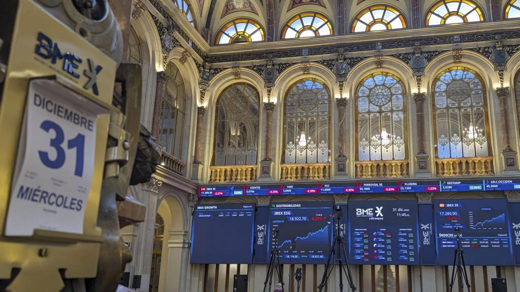 Interior del Palacio de la Bolsa de Madrid.
