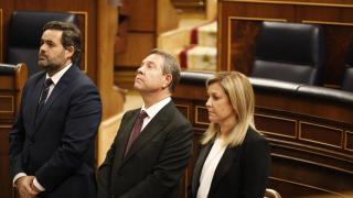 Paco Núñez, Emiliano García-Page y Ana Isabel Abengózar durante la sesión de toma en consideración del Estatuto de Castilla-La Mancha celebrada en el Congreso de los Diputados.