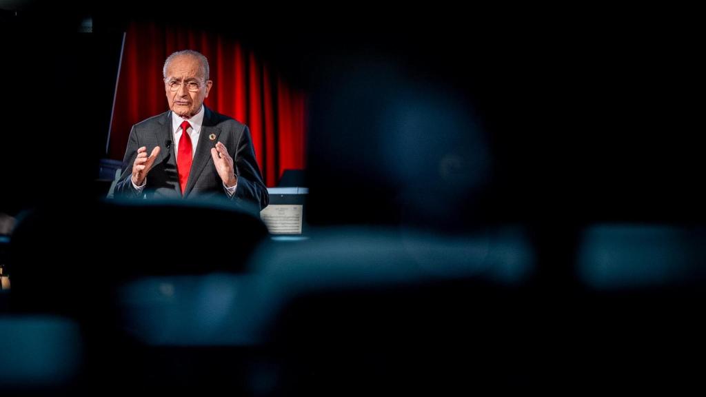 Un momento de la intervención de Francisco de la Torre.