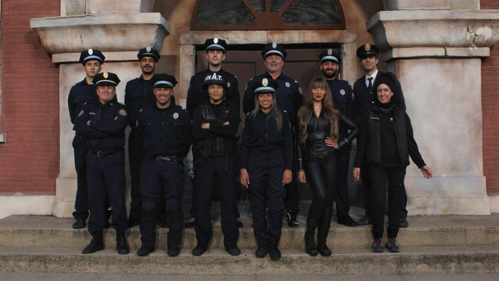 Los actores de Loca Academia de Policía en el Parque Warner en sus últimas funciones.