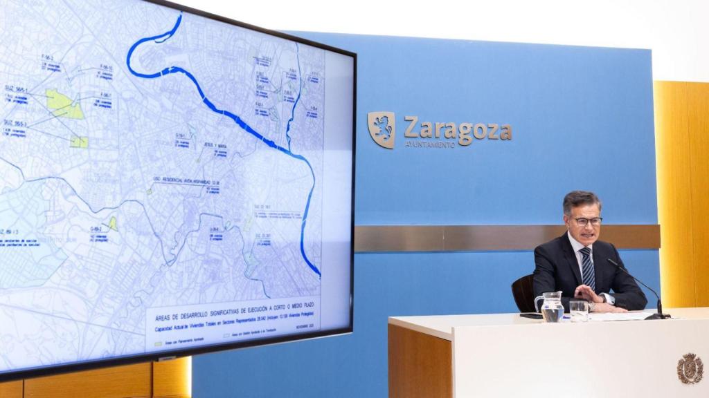 Víctor Serrano, consejero de Urbanismo, Infraestructuras, Energía y Vivienda.