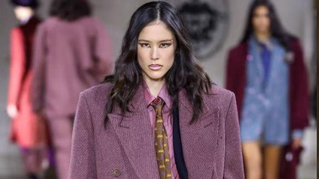 Recopilación de desfiles que reflejan el interés por la tendencia.