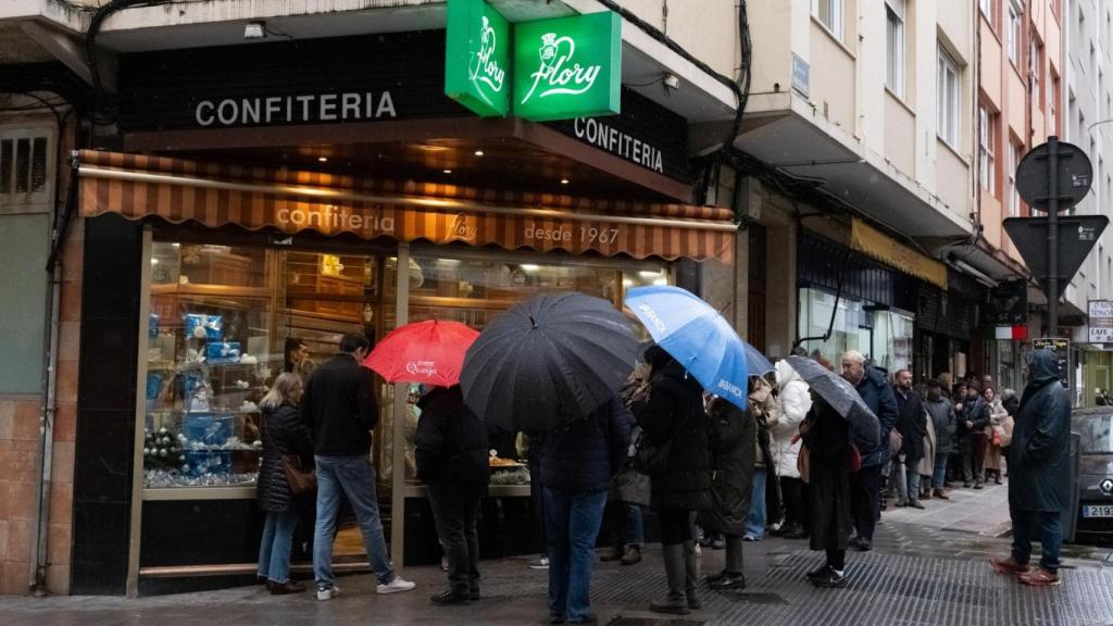 Colas en Flory, en A Coruña, para hacerse con un roscón de Reyes.