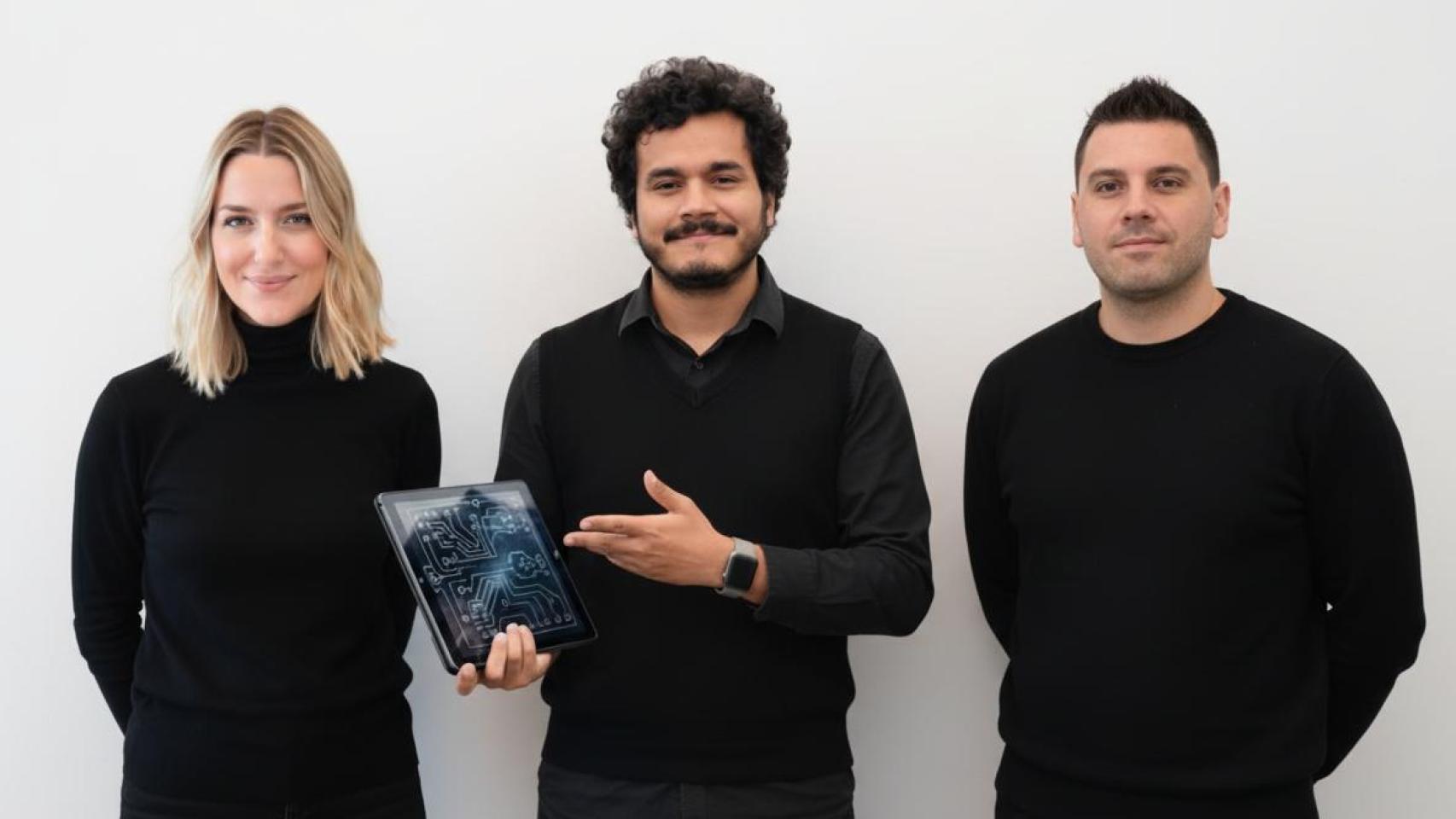 Equipo de CompartirEspacios: Nacha Ruvira (CEO), junto a José Luis Mórtola y José Manuel Baena, socios de la compañía.