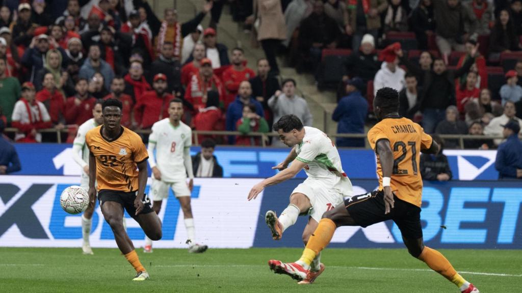 Una acción de Brahim Díaz ante Zambia en la Copa de África