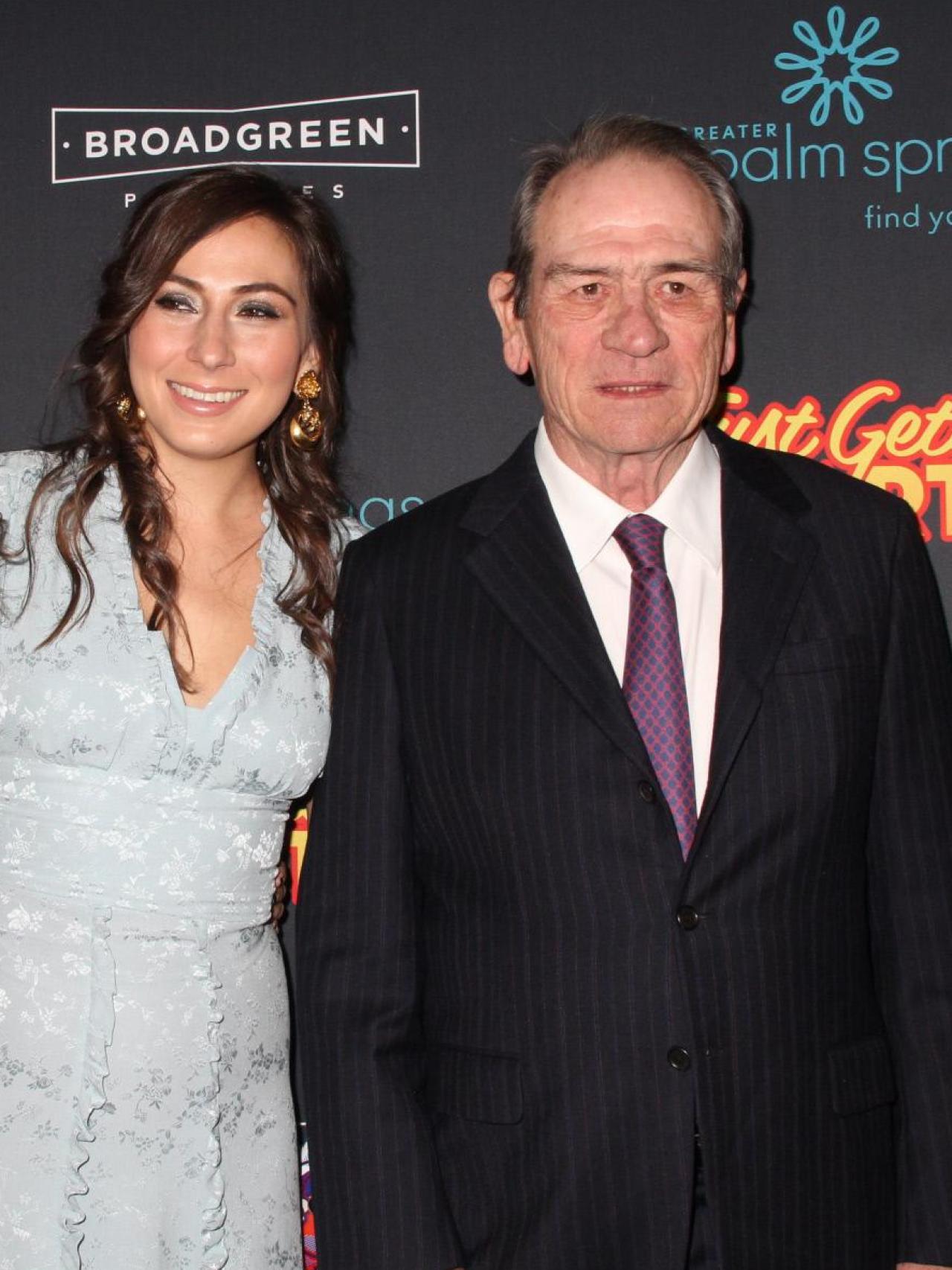 Tommy Lee Jones junto a su hija.