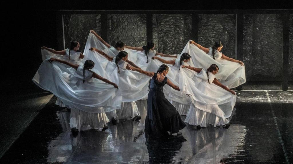 Rafaela Carrasco en 'Nocturna'. Foto: Beatrix Mexi Molnar / Compañía de Rafaela Carrasco